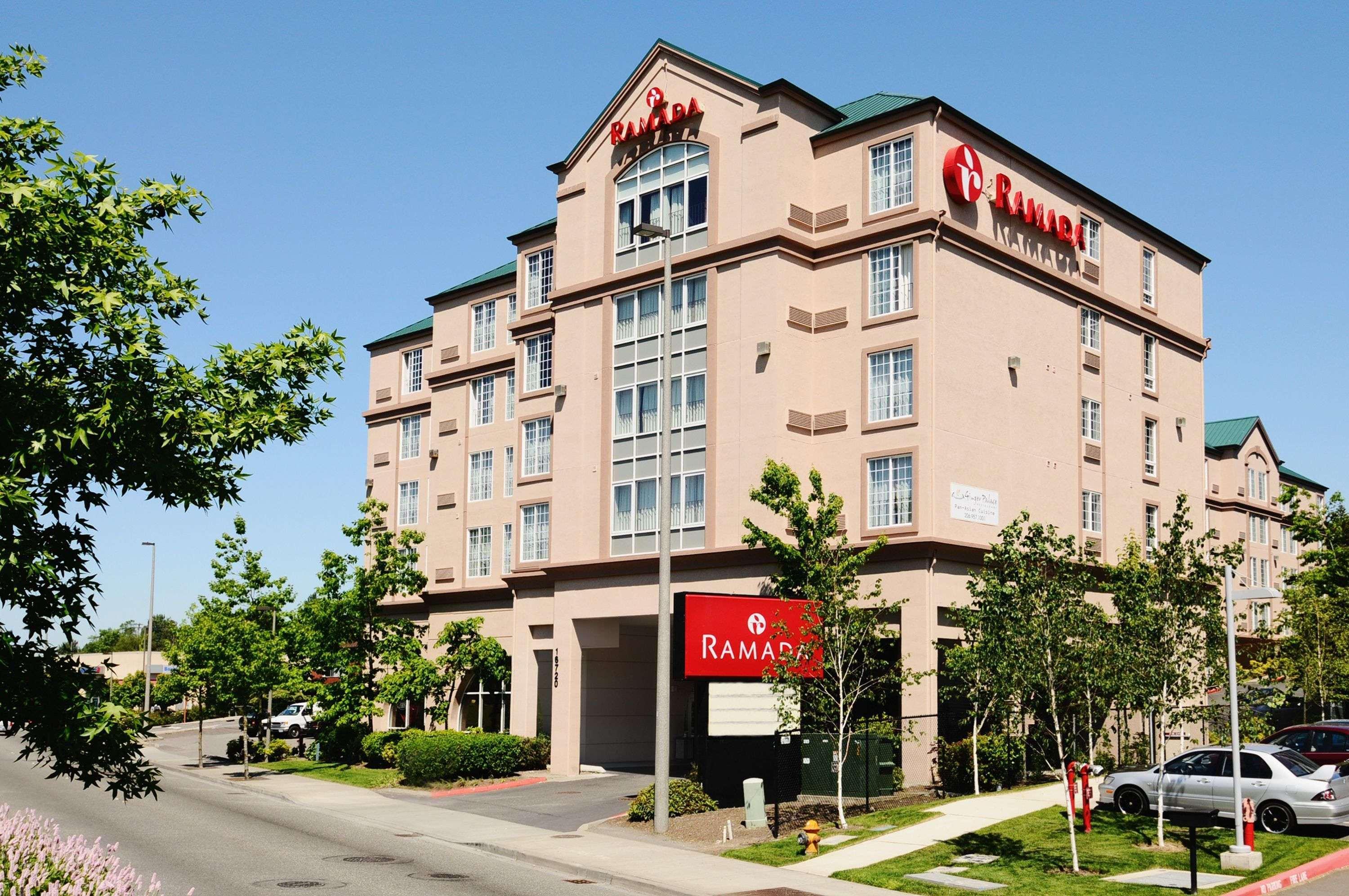 מלון Ramada By Wyndham Seatac Airport מראה חיצוני תמונה