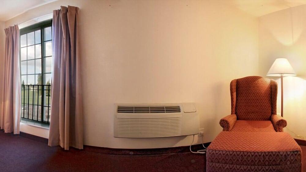 מלון Ramada By Wyndham Seatac Airport מראה חיצוני תמונה