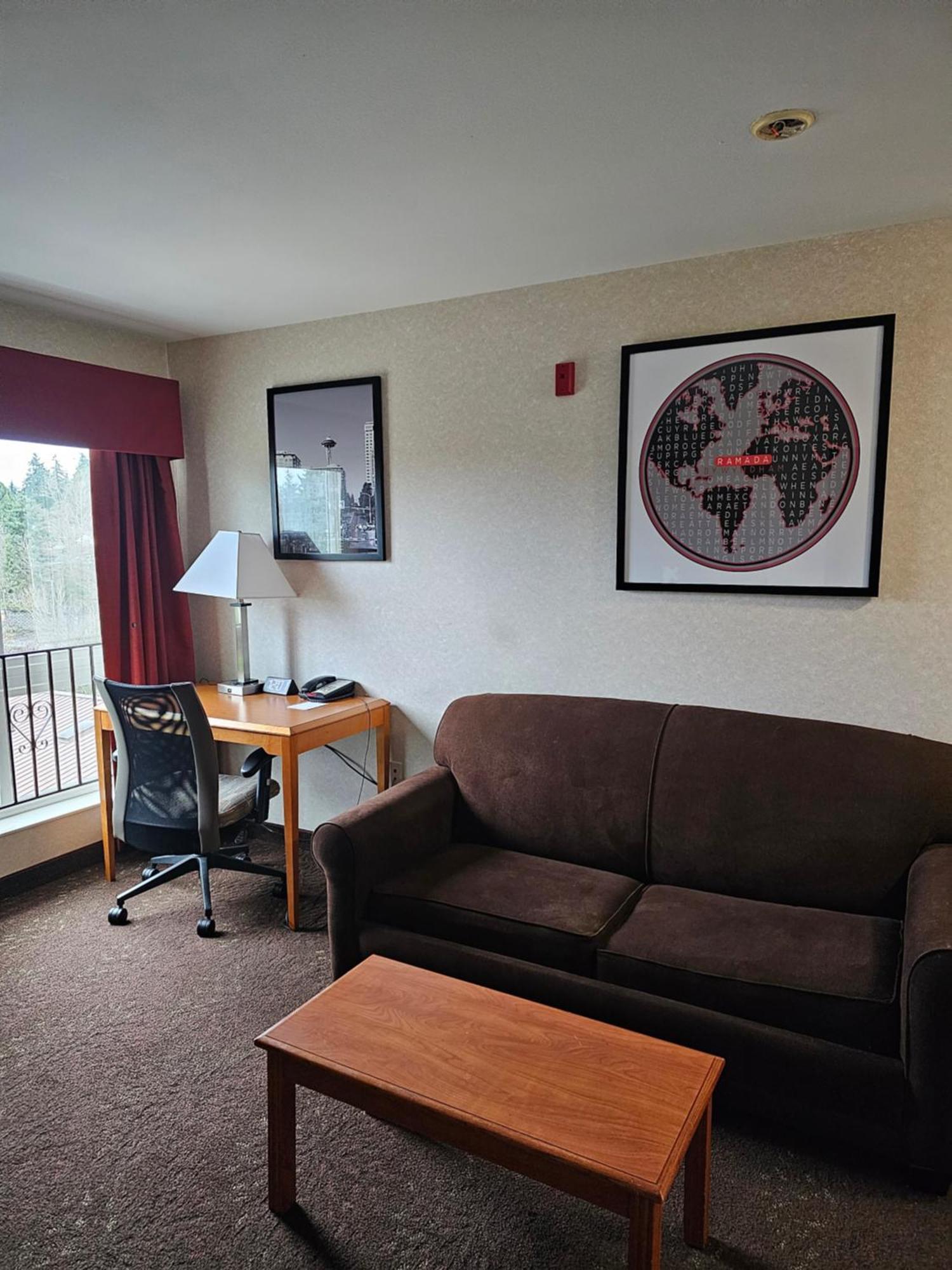 מלון Ramada By Wyndham Seatac Airport מראה חיצוני תמונה