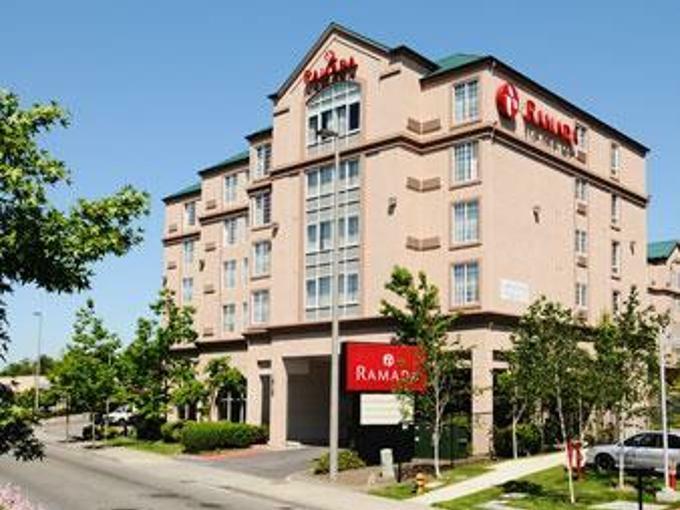 מלון Ramada By Wyndham Seatac Airport מראה חיצוני תמונה